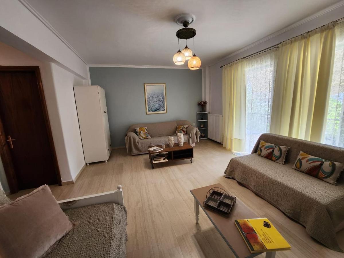 Queen Aspri Apartment 3' Min To The Beach! Antikyra Exterior foto