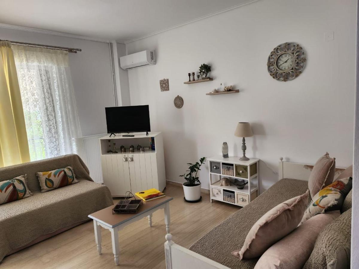 Queen Aspri Apartment 3' Min To The Beach! Antikyra Exterior foto