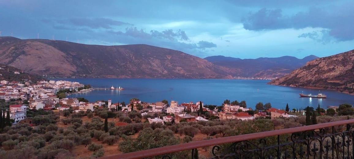 Queen Aspri Apartment 3' Min To The Beach! Antikyra Exterior foto