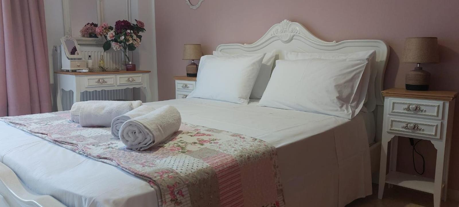 Queen Aspri Apartment 3' Min To The Beach! Antikyra Exterior foto